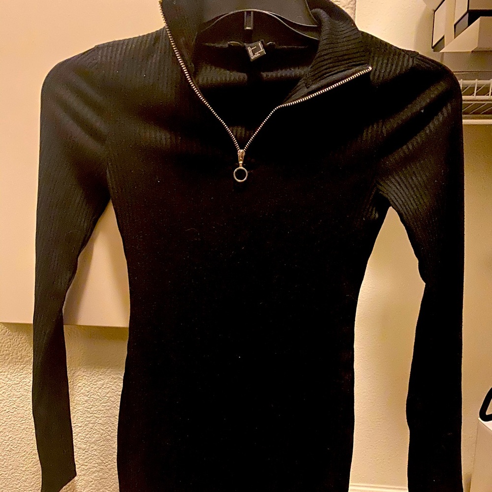 Black dress small